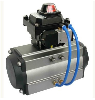 Double acting quarter turn actuators